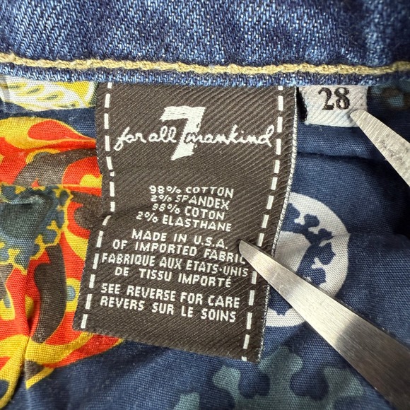 7 For All Mankind Jeans Women 28 (29x35) Blue Bootcut Distressed Ripped USA Made - Picture 4 of 13